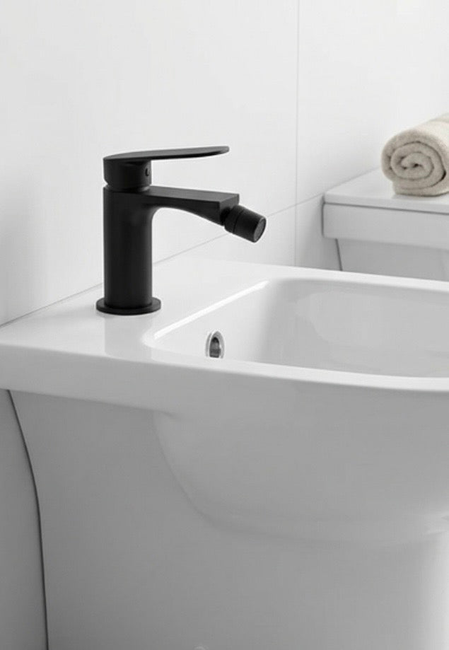 NEWFORM: MISCELATORE MONOCOMANDO BIDET NERO OPACO